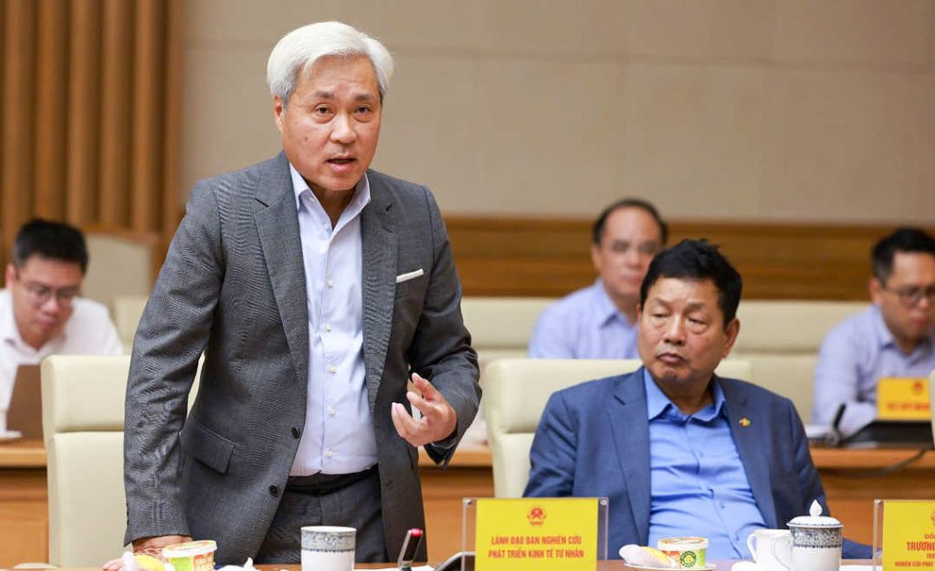 VinaCapital-Exec-meet